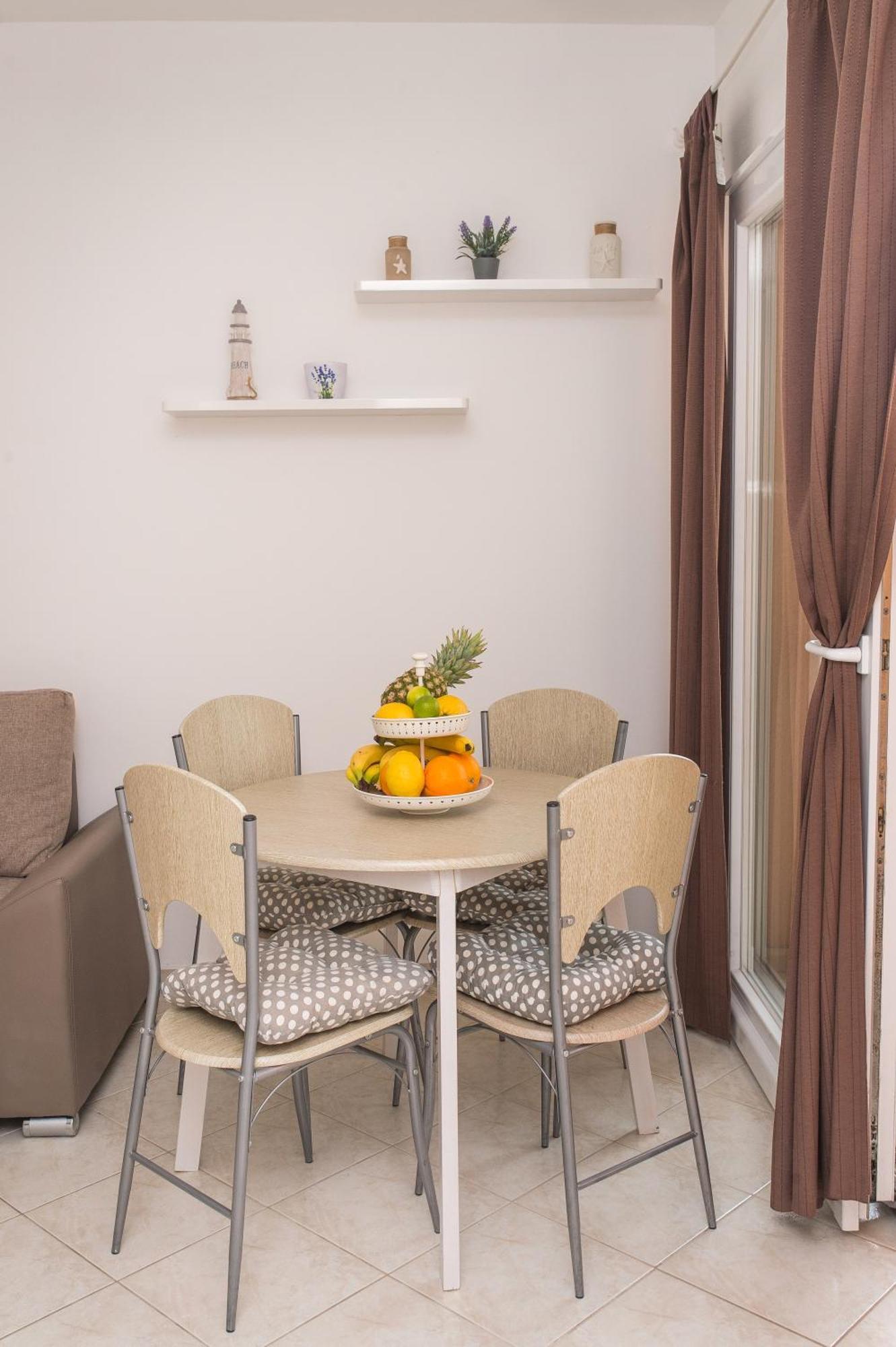 Apartments Kristina, Place For The Family Stara Novalja Luaran gambar