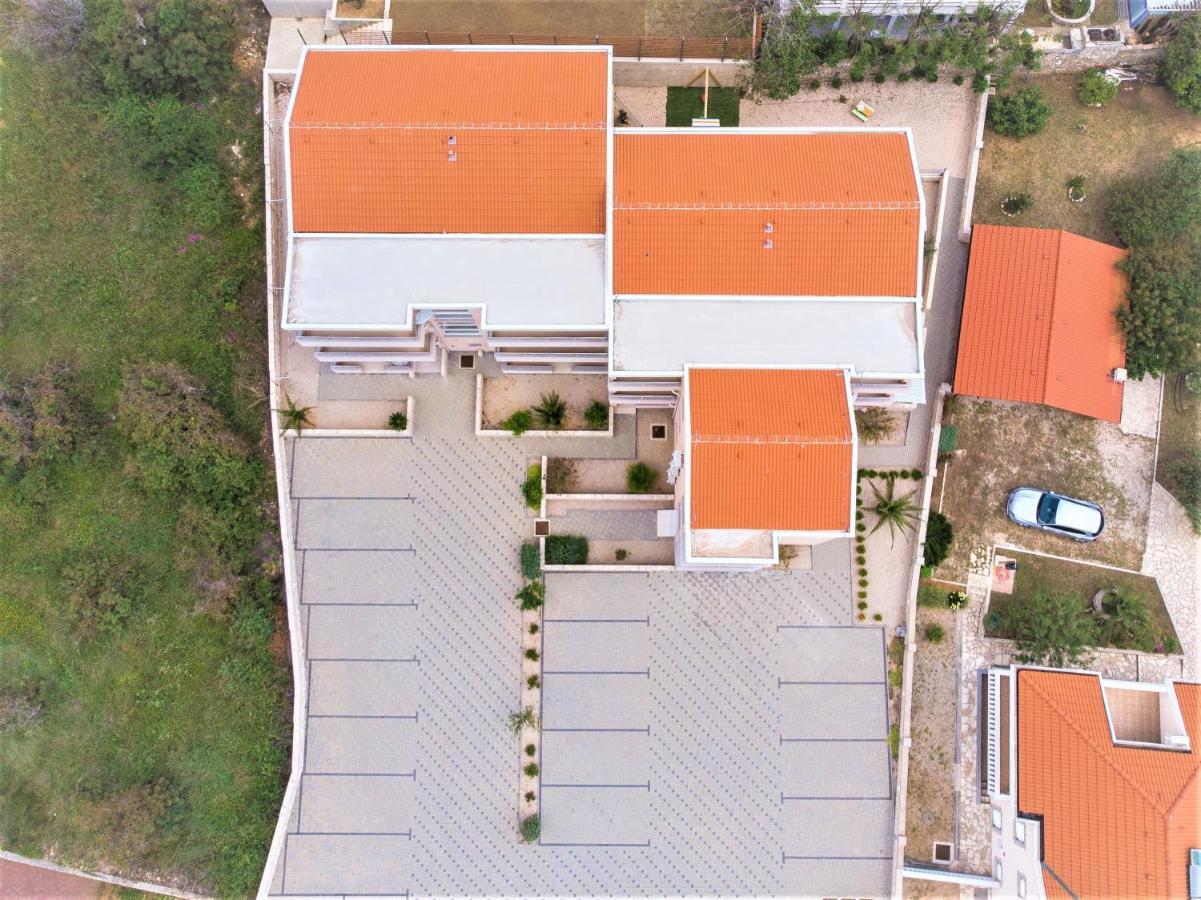 Apartments Kristina, Place For The Family Stara Novalja Luaran gambar